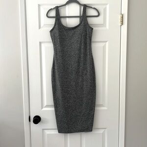 Vuori Halo Essential Dress - M